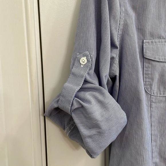 BROOKS BROTHERS tailored fit navy pinstripe button down shirt.  10 - Picture 5 of 6